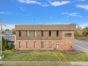 22777 Kelly Rd, Eastpointe, MI for rent Building Photo- Image 1 of 3