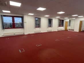 Boundary Rd, High Wycombe to rent Interior Photo- Image 2 of 6