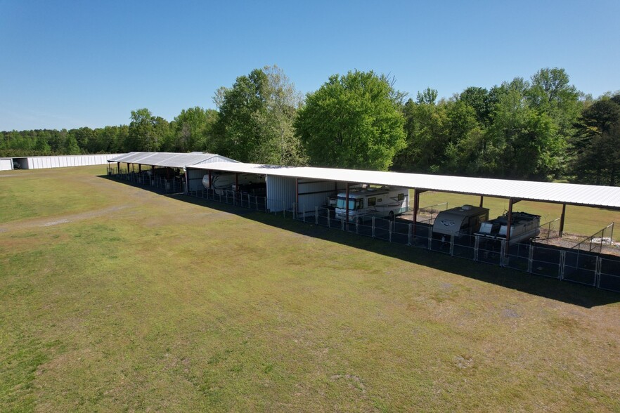 Greers Ferry Storage Portfolio portfolio of 4 properties for sale on LoopNet.co.uk - Building Photo - Image 3 of 14