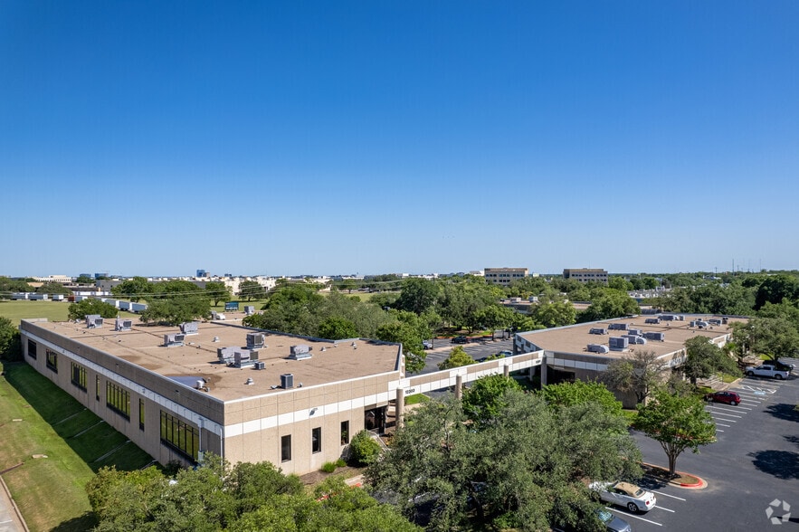 12303 Technology Blvd, Austin, TX to rent - Building Photo - Image 2 of 20