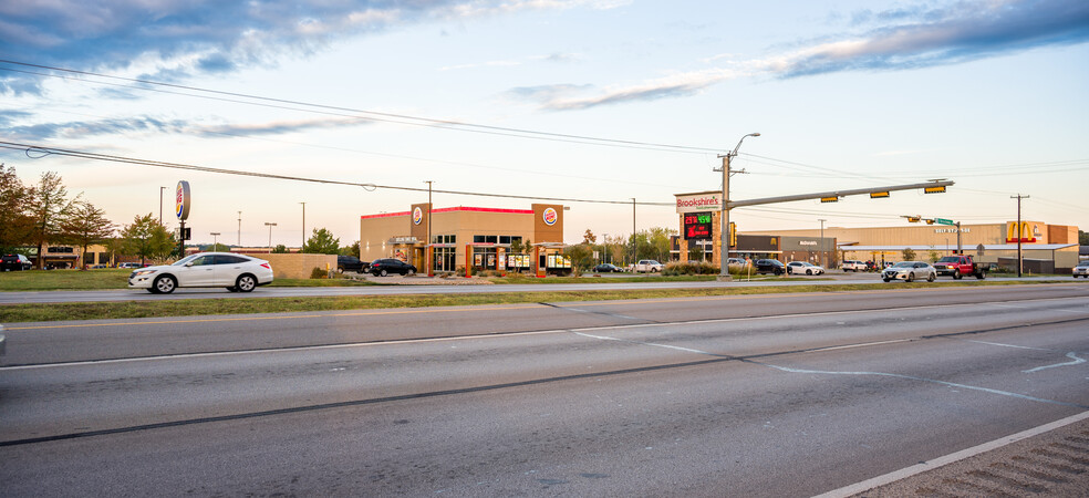 997 Joshua Station St, Joshua, TX for rent - Building Photo - Image 3 of 6