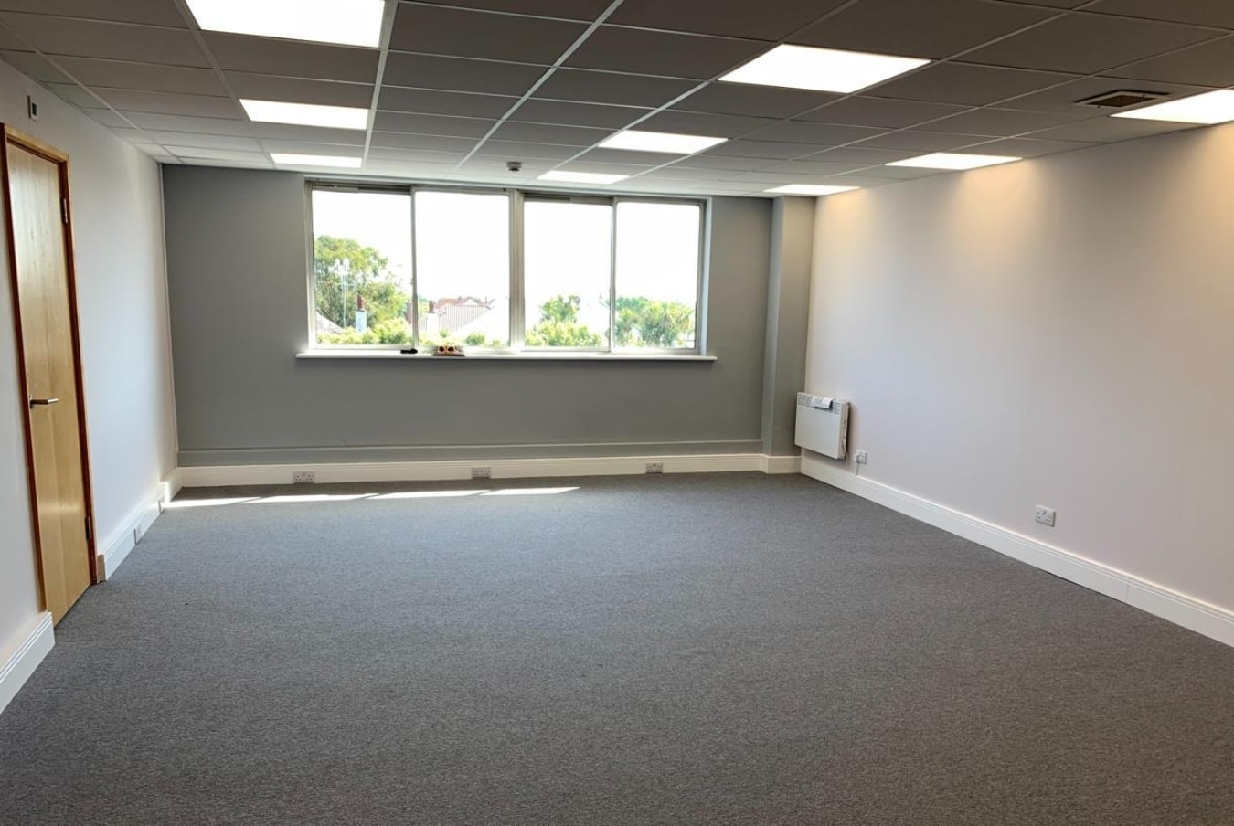 La Route Des Genets, Jersey to rent Interior Photo- Image 1 of 1