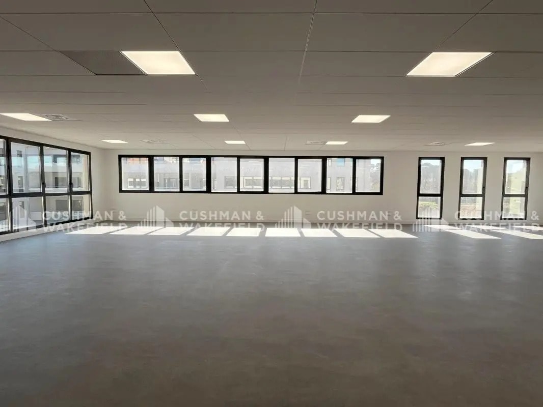 365 Chemin Du Camp De Sarlier, Aubagne to rent Interior Photo- Image 1 of 9