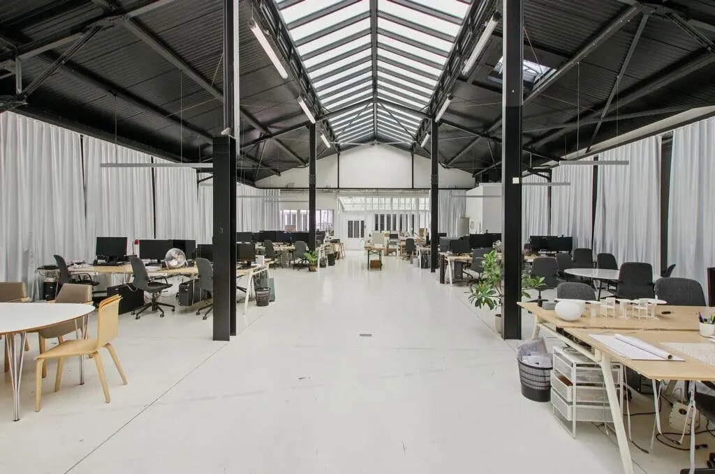Vente Bureaux 504 m² - Photo 1