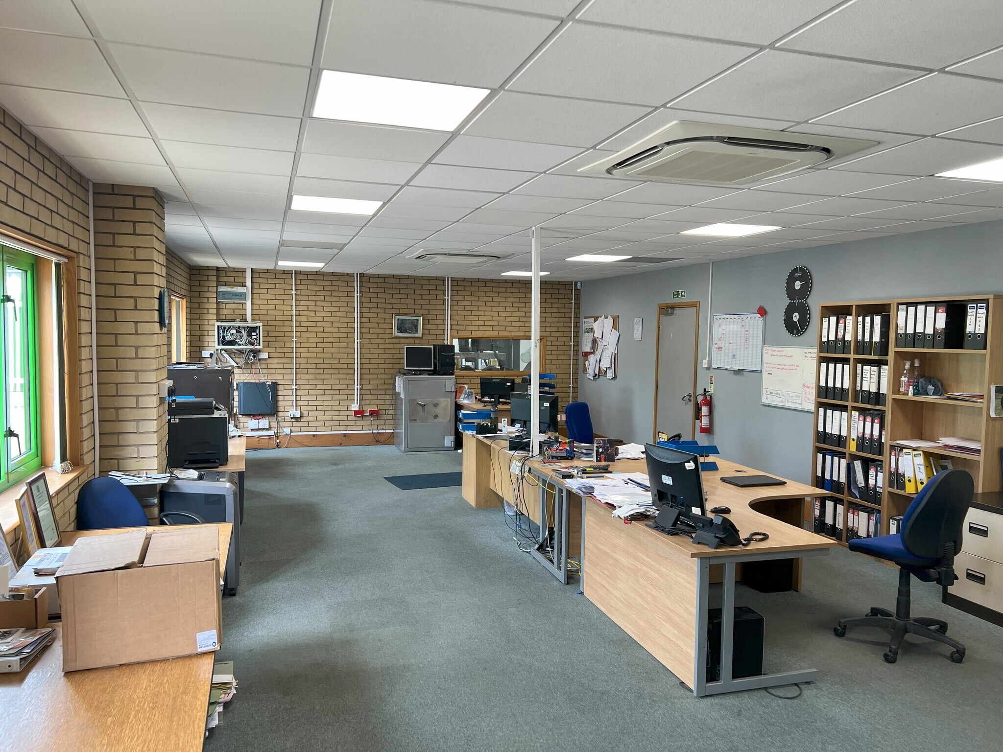 249 Three Bridges Rd, Northampton to rent Interior Photo- Image 1 of 2