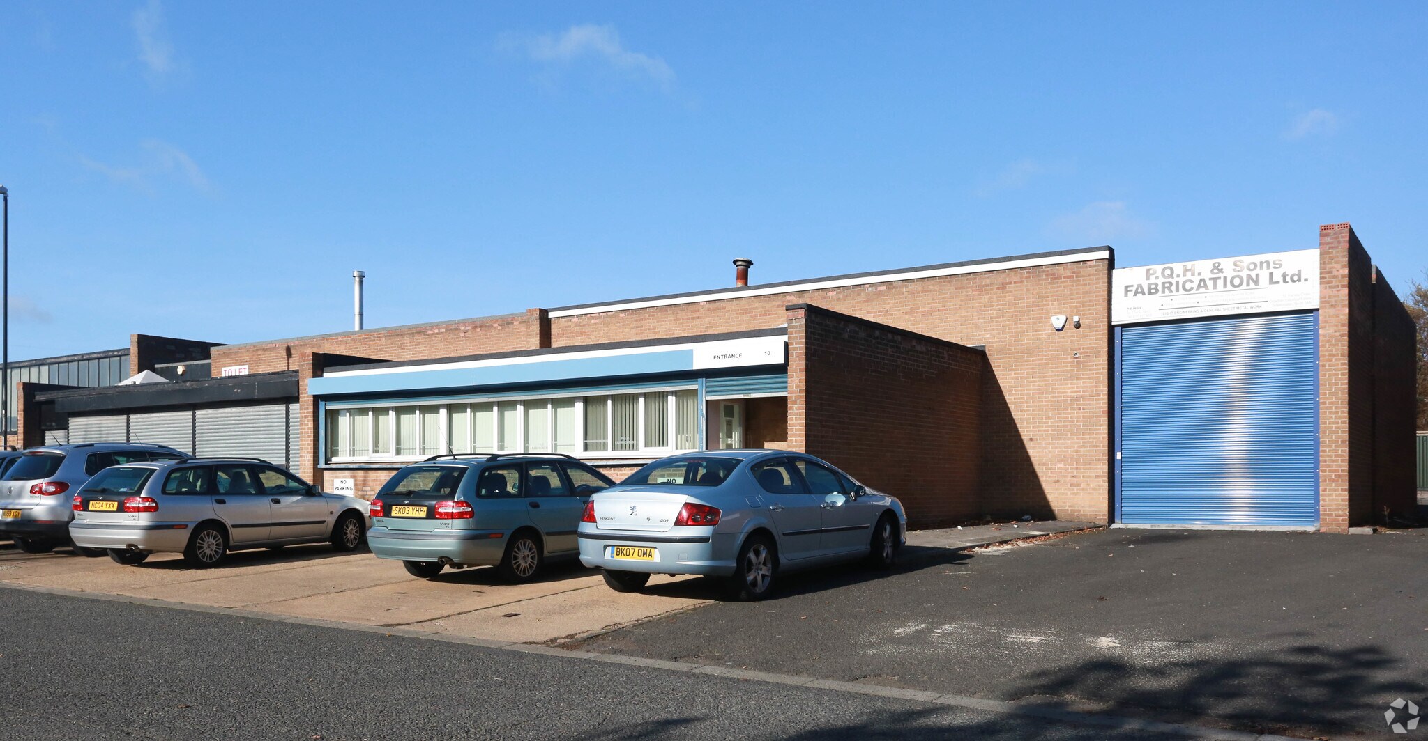 10-11 Harvey Close, Washington for sale Primary Photo- Image 1 of 1