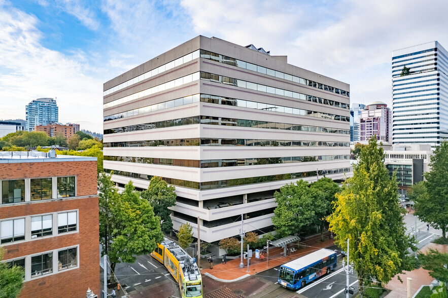 1515 SW Fifth Ave, Portland, OR for rent - Building Photo - Image 3 of 11