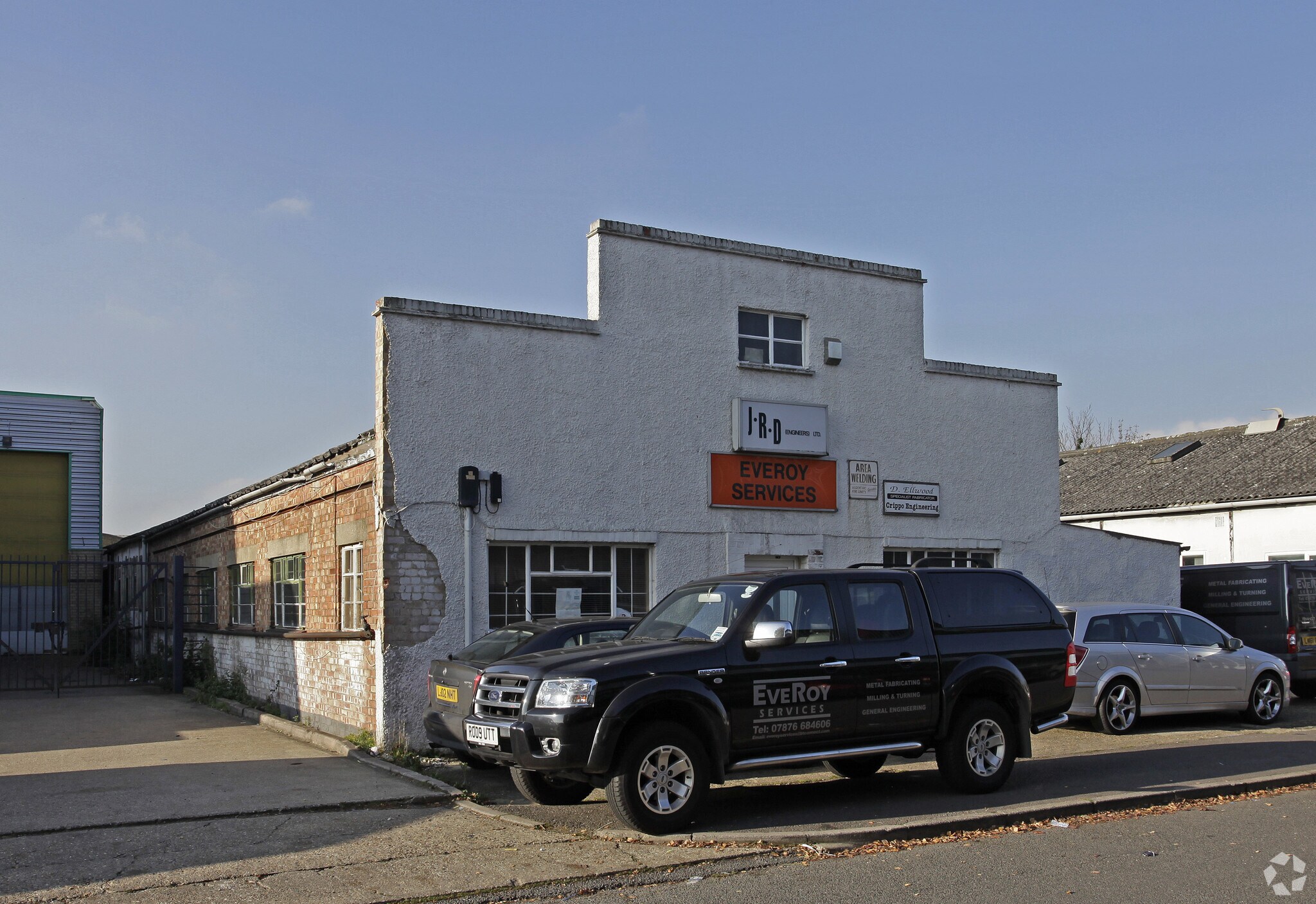 5 Willow Rd, Slough for sale Primary Photo- Image 1 of 1