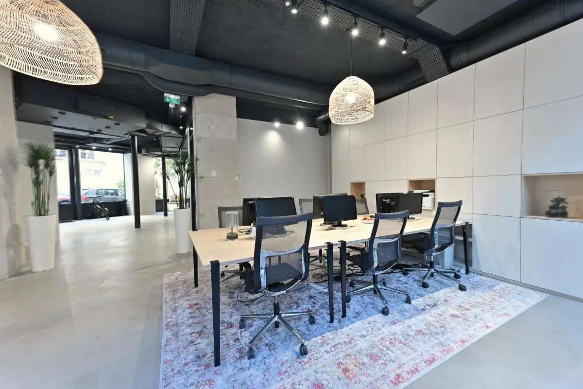 Office in Paris for sale Interior Photo- Image 1 of 27