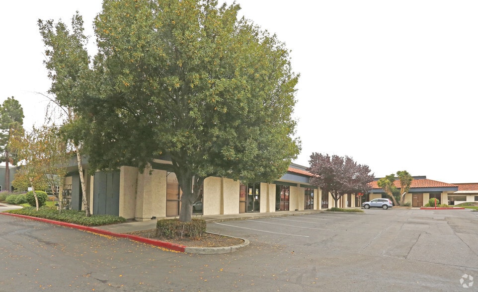 542 Lakeside Dr, Sunnyvale 94085 UK