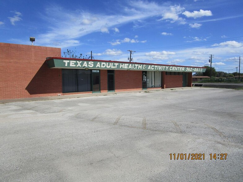 1900 S Washington St, Beeville, TX for sale - Primary Photo - Image 1 of 1