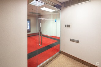 1100 Connecticut Ave NW, Washington, DC to rent Interior Photo- Image 2 of 9