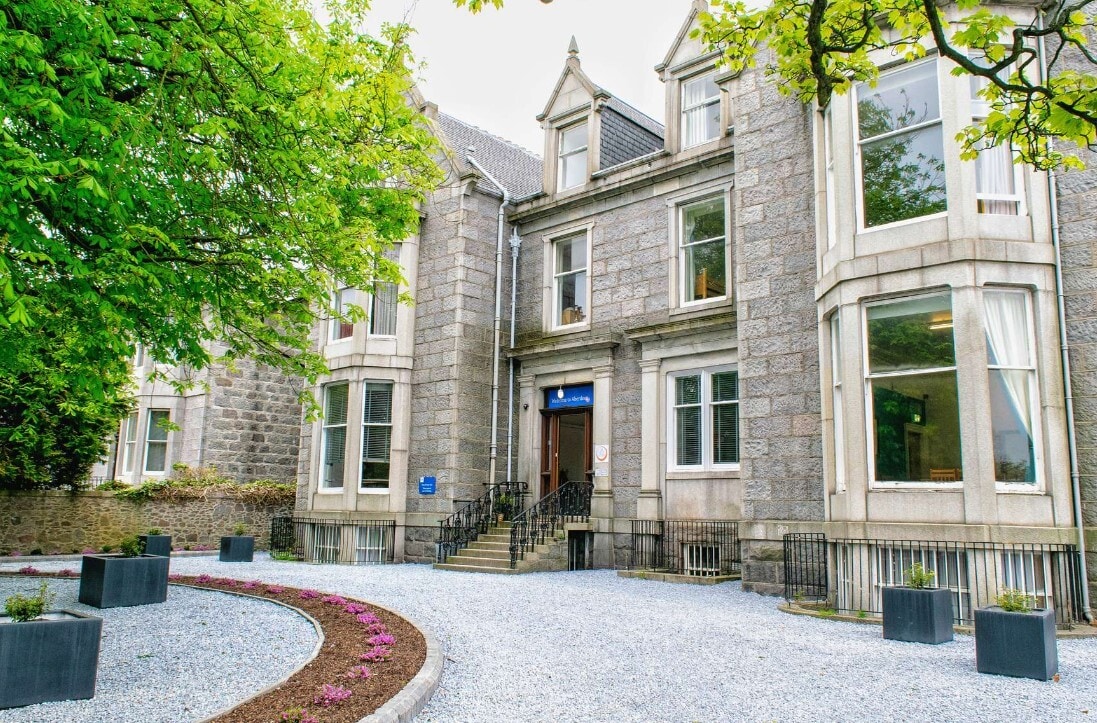 8 Queens Rd, Aberdeen for sale Primary Photo- Image 1 of 1