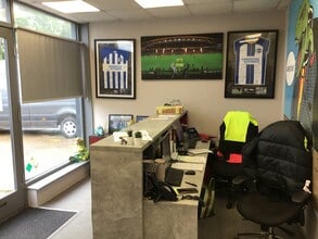 1-5 Cowbeech Hl, Hailsham to rent Interior Photo- Image 1 of 2