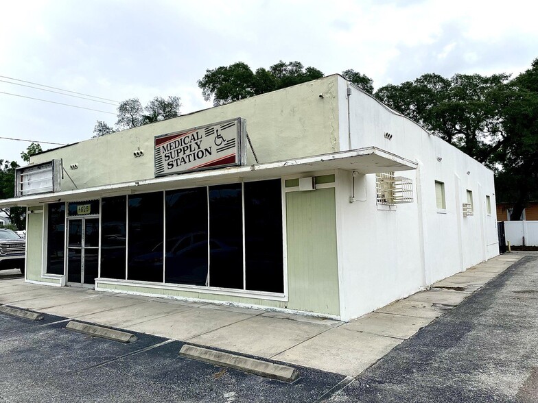 4625 N Nebraska Ave, Tampa, FL for rent - Building Photo - Image 2 of 4