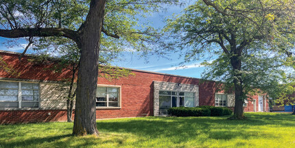 444 W Interstate Rd, Addison, IL for rent Building Photo- Image 1 of 5