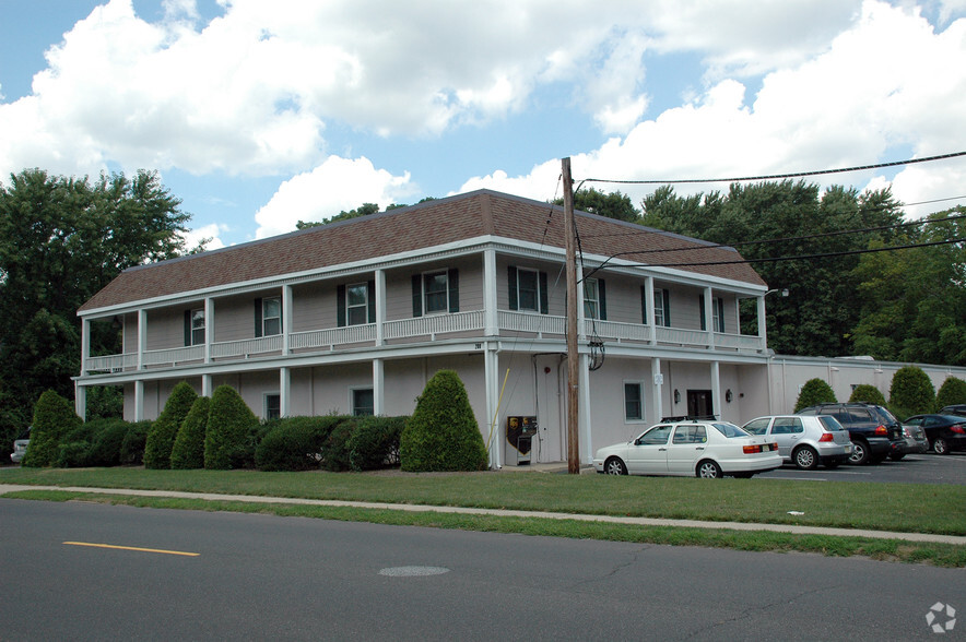 200 Atlantic Ave, Manasquan, NJ for rent - Primary Photo - Image 1 of 2