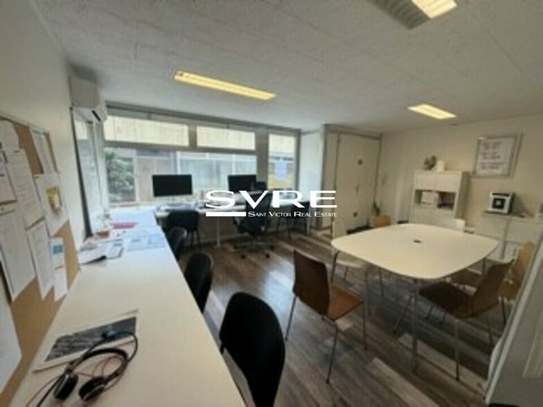 Office in Marseille to rent - Building Photo - Image 1 of 6