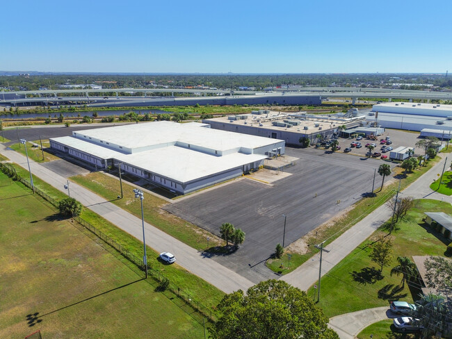 More details for 3900 W Coachman Ave, Tampa, FL - Industrial for Rent