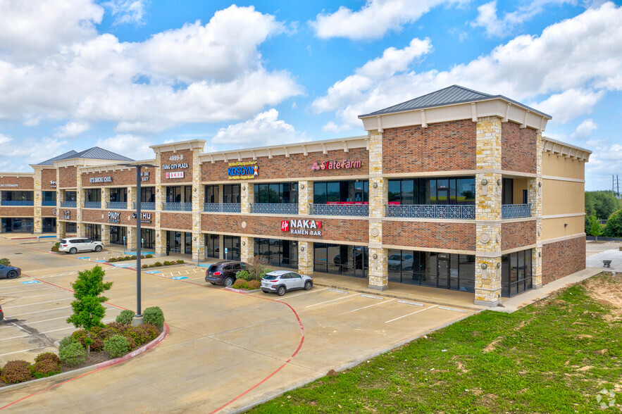 4899 Highway 6, Missouri City, TX for rent - Building Photo - Image 3 of 10