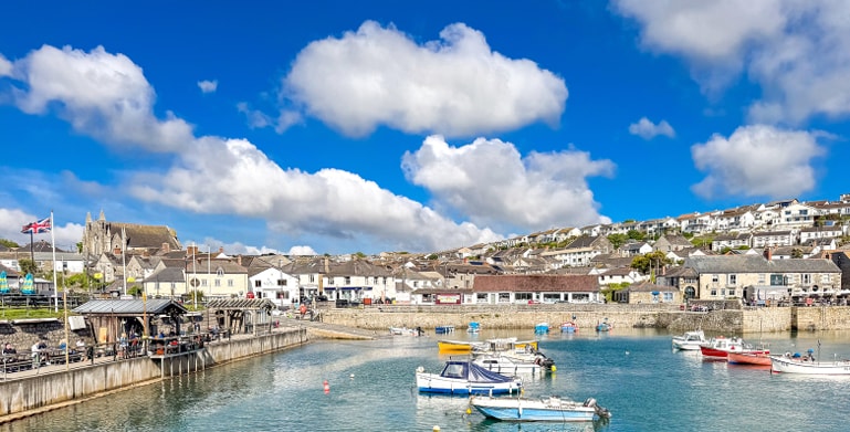 Commercial Rd, Porthleven to rent Primary Photo- Image 1 of 3