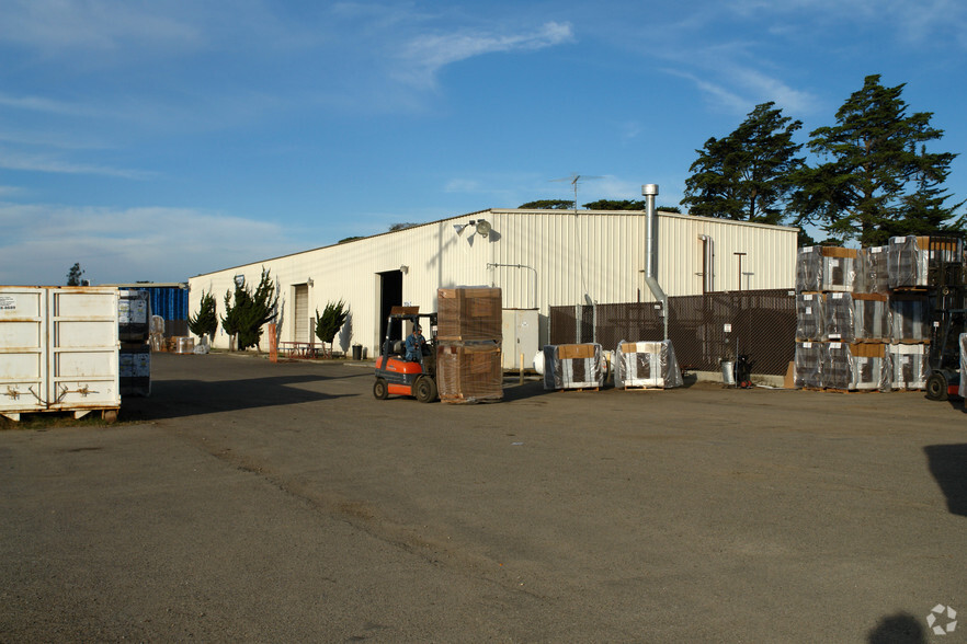 2976 Industrial Pky, Santa Maria, CA for rent - Building Photo - Image 2 of 10