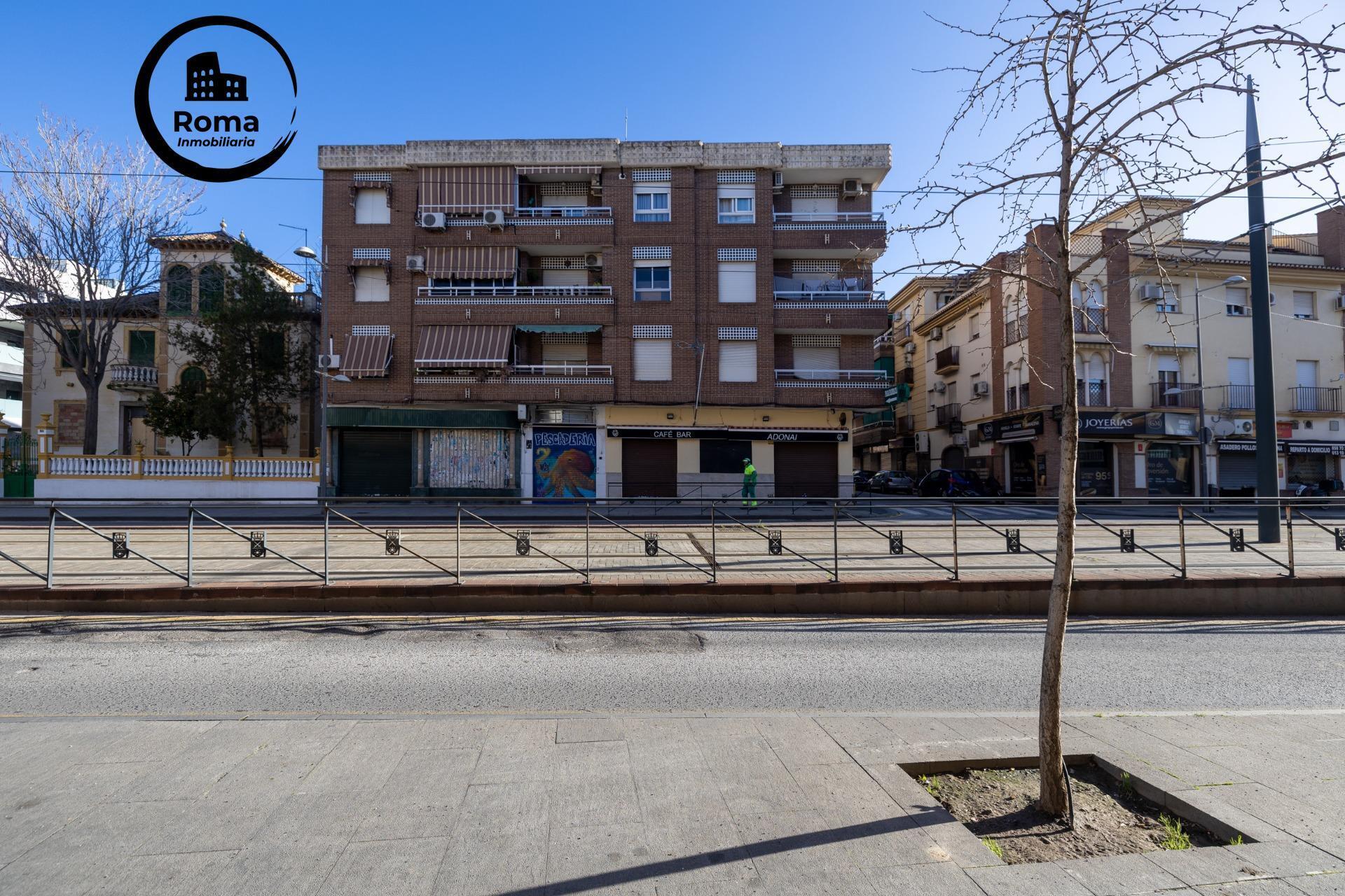 Retail in Maracena for sale Building Photo- Image 1 of 36