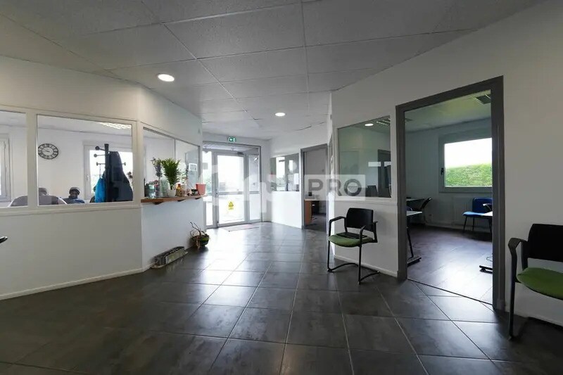 132 Avenue De L'Industrie, Rillieux-la-Pape to rent Interior Photo- Image 1 of 13