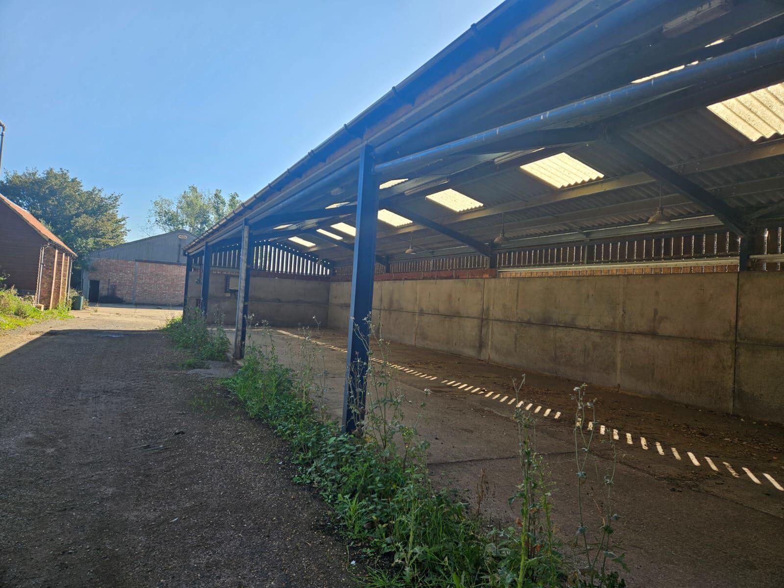 Fences Ln, Newport Pagnell for sale Primary Photo- Image 1 of 1