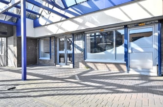 West Stewart St, Greenock to rent Building Photo- Image 1 of 3