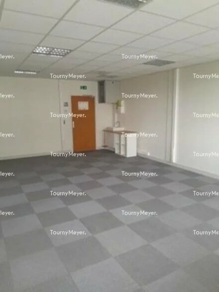 Office in Toulouse to rent - Interior Photo - Image 3 of 4