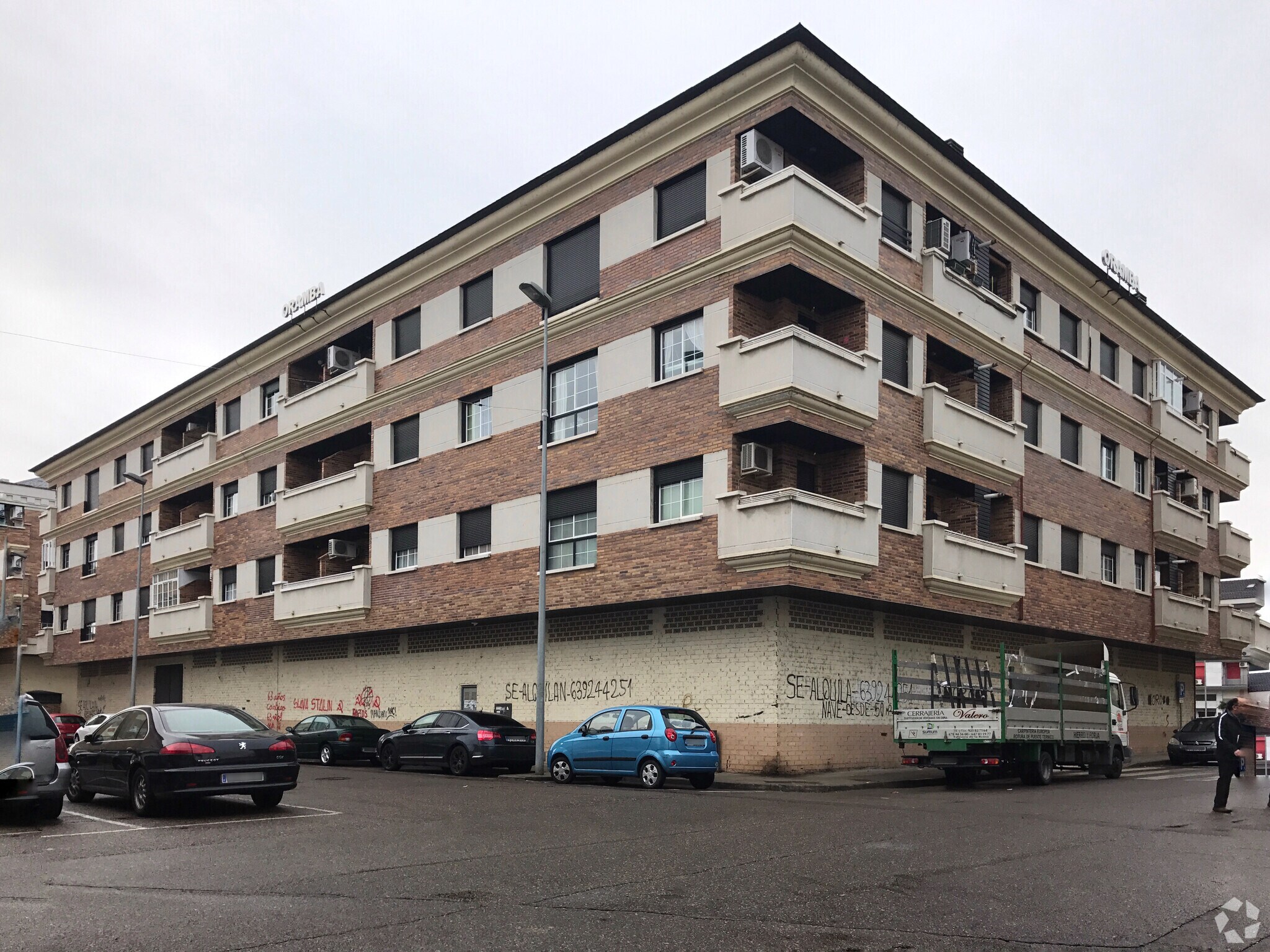 Calle Fraternidad, 1, Talavera de la Reina, Toledo to rent Primary Photo- Image 1 of 3