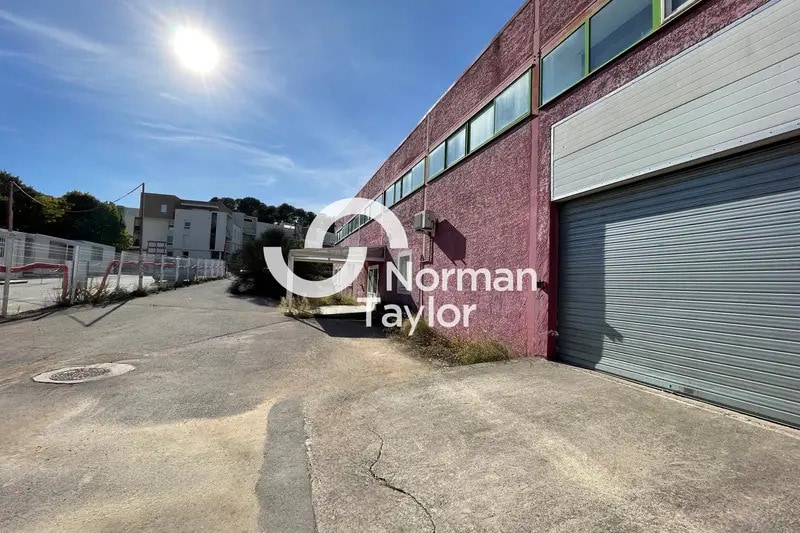 Light Industrial in Montpellier for sale Primary Photo- Image 1 of 3