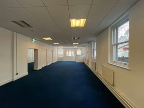 13-19 Womanby St, Cardiff to rent Interior Photo- Image 2 of 17