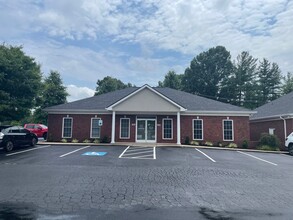 662 Sango Rd, Clarksville, TN for rent Building Photo- Image 1 of 6