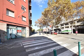 Retail in Vilanova i la Geltrú, Barcelona to rent Interior Photo- Image 2 of 23