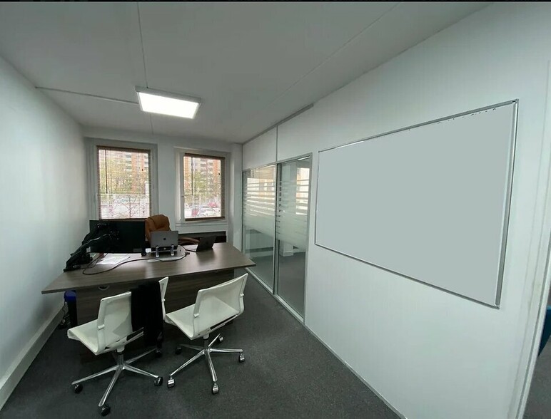 Office in Créteil to rent - Interior Photo - Image 3 of 6