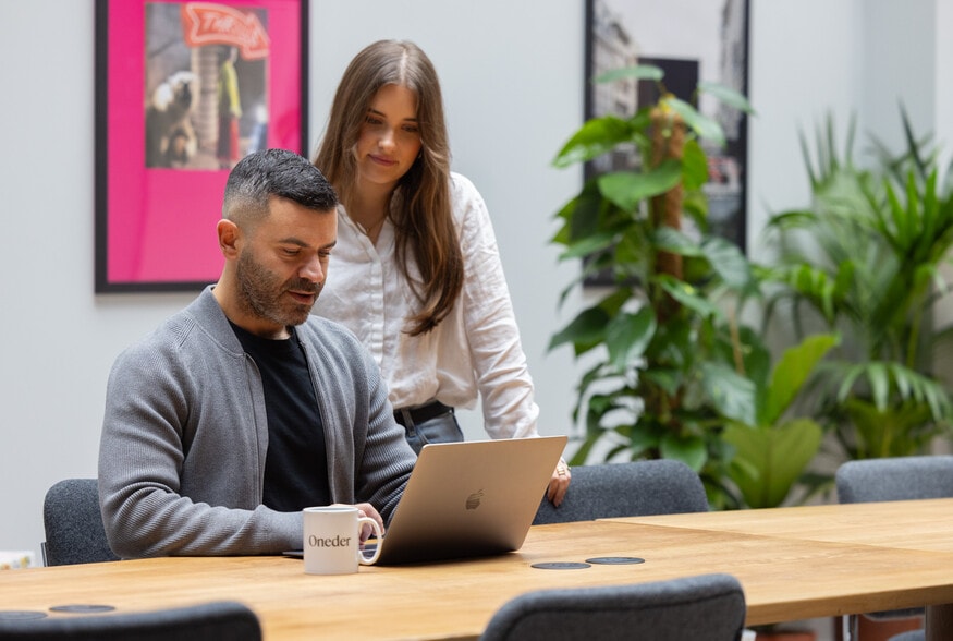 2-18 Warburton Rd, London to rent - Building Photo - Image 2 of 26