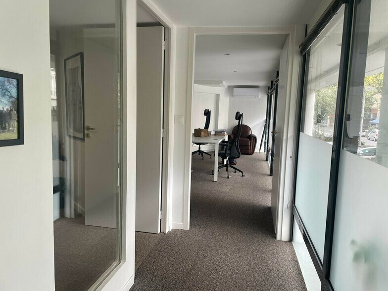 Office in Lyon to rent - Building Photo - Image 3 of 16