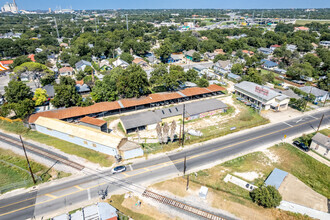 435 E Mitchell St, San Antonio, TX - aerial  map view