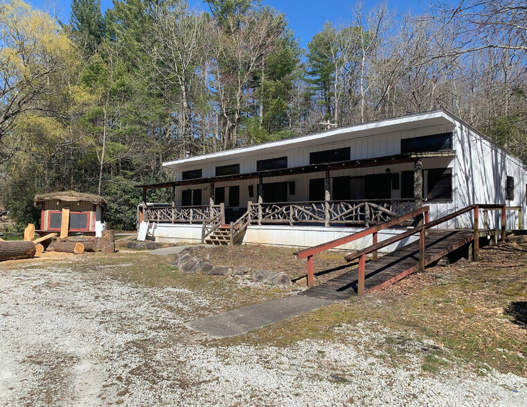 16775 Rosman Hwy, Lake Toxaway, NC for rent - Building Photo - Image 1 of 7