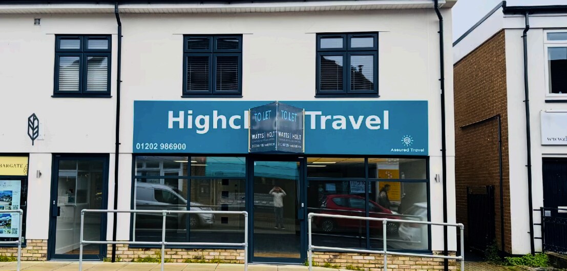 368-370 Lymington Rd, Christchurch to rent Primary Photo- Image 1 of 5