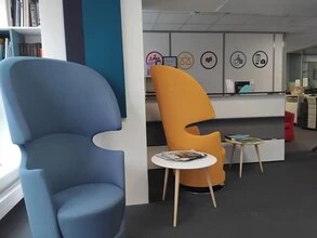 Office in Paris for sale Interior Photo- Image 2 of 26