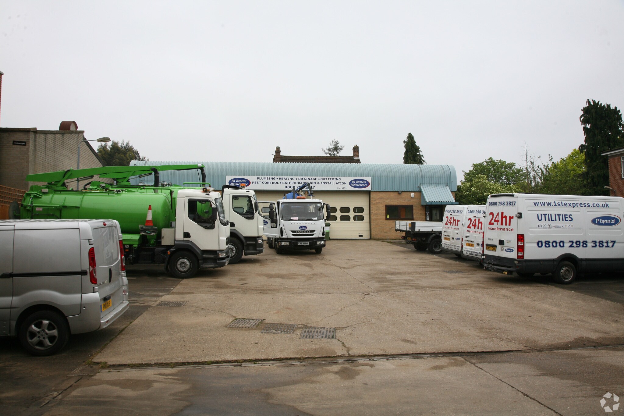 Holly Rd, Hampton for sale Primary Photo- Image 1 of 3