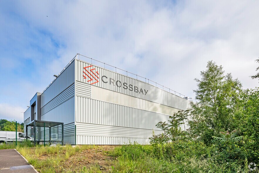 17 Rue D'Epluches, SAINT-OUEN-L'AUMONE to rent - Primary Photo - Image 1 of 7