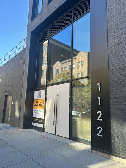 11-22 46th Rd, Long Island City, NY for rent - Building Photo - Image 3 of 11