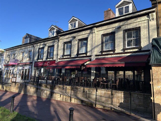 More details for 8-10 South Western Ter, Yeovil - Retail to Rent