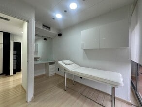 Office in Manresa, Barcelona to rent Interior Photo- Image 1 of 21