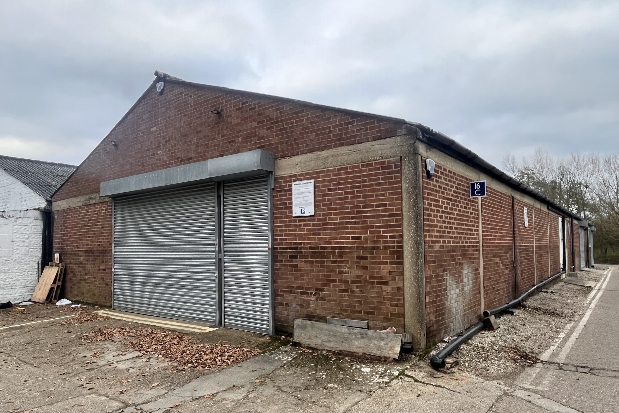16 Mimram Rd, Hertford to rent Building Photo- Image 1 of 3