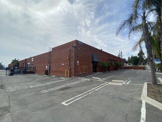 More details for 4514-4518 Vanowen St, Burbank, CA - Industrial for Rent